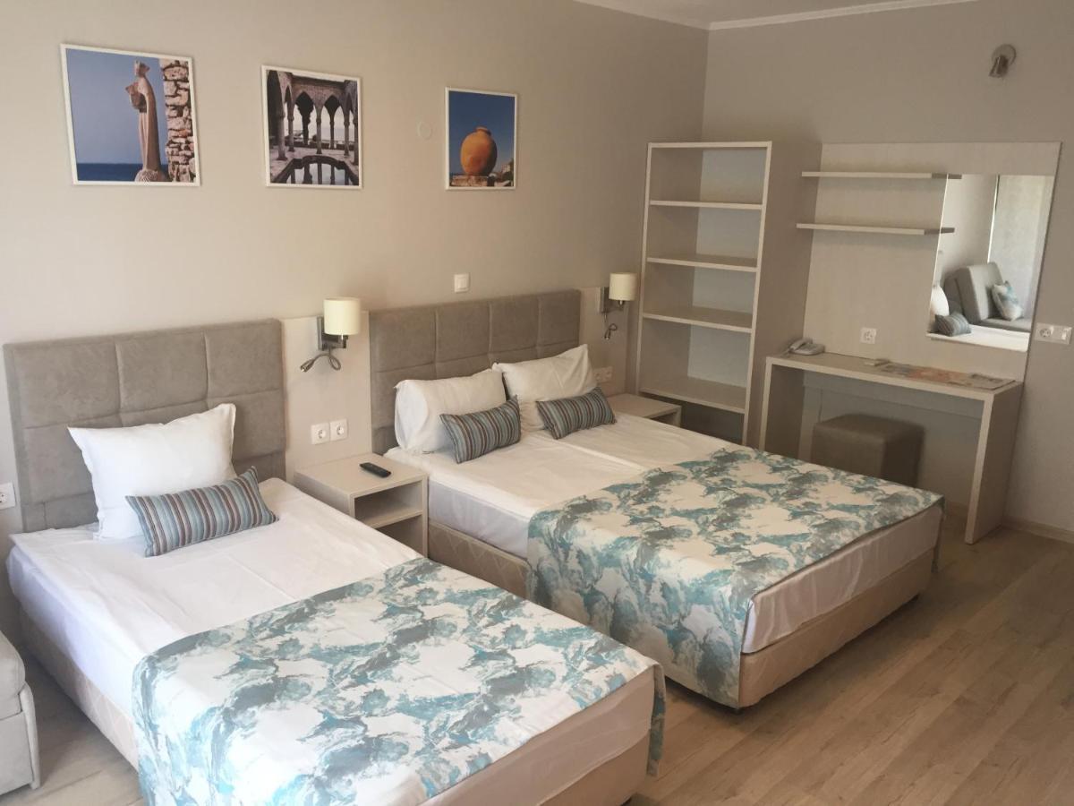 Helios Hotel Balchik Exterior foto